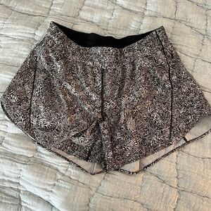 Lululemon Track That Short Midrise 5”